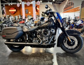 2026 Harley-Davidson® Heritage Classic Midnight Ember w/Laced Wheels thumb 3