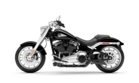 2026 Harley-Davidson® Fat Boy® Vivid Black Chrome Trim thumb 2