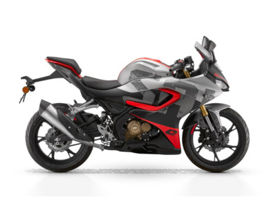 2026 QJMotor SRK 125 R 
