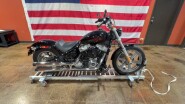 Harley-Davidson® Softail® Standard 2023 FXST BLACK