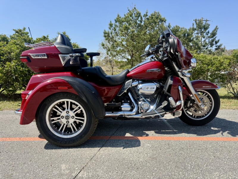 2021 Harley-Davidson® Tri Glide® Ultra FLHTCUTG