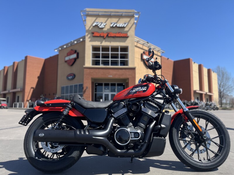 2026 Harley-Davidson® RH975 Nightster® Blood Orange