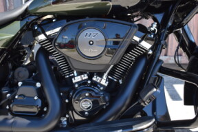 2026 Harley-Davidson® Road Glide® FLTRX thumb 3