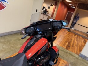 2026 Harley-Davidson® CVO Street Glide Limited Citrus Heat CVO Tri-Tone thumb 1