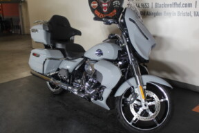 2025 Harley-Davidson® Street Glide™ Ultra FLHXU thumb 1