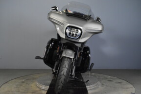 2023 Harley-Davidson® CVO™ Street Glide® FLHXSE thumb 1