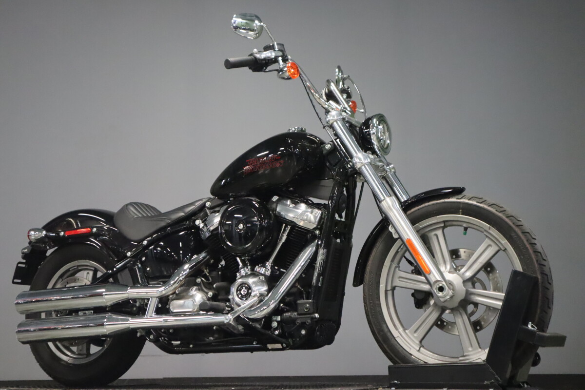 2024 Harley-Davidson® Softail® Standard FXST, photo 2