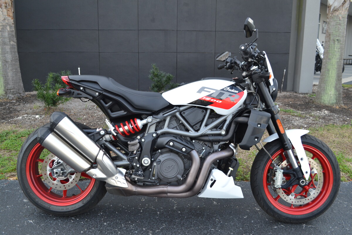 2023 Indian Motorcycle FTR Sport White Lightning / Indy Red