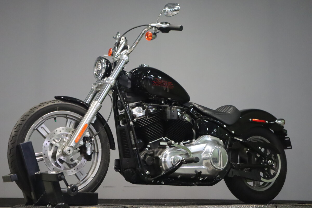 2024 Harley-Davidson® Softail® Standard FXST, photo 4