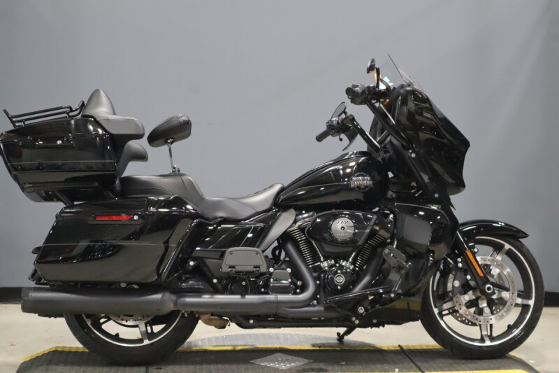2025 Harley-Davidson® Street Glide Ultra