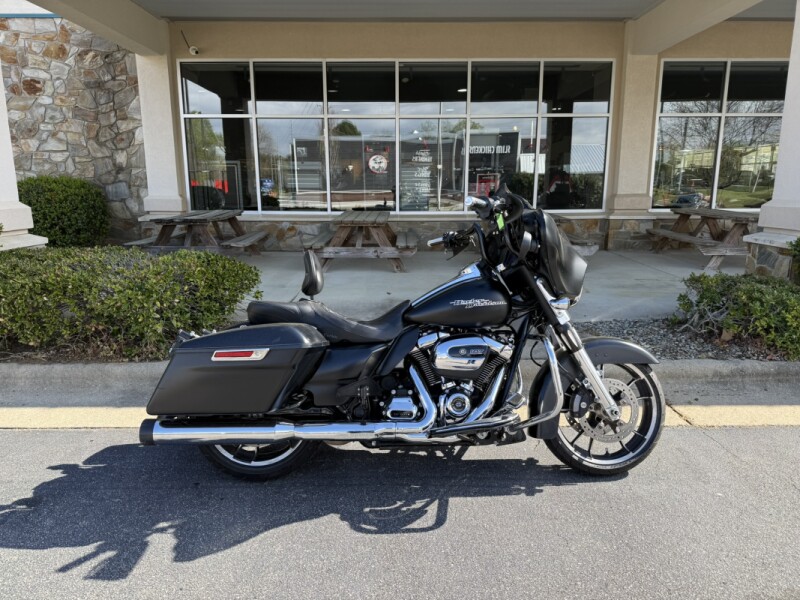 FLHX 2020 Street Glide®