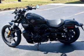 2026 Harley-Davidson® Nightster® Vivid Black Black Trim thumb 2