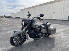 2023 Indian Motorcycle Springfield® Dark Horse® thumb 1