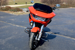 2026 Harley-Davidson® Road Glide® Blood Orange Chrome Trim thumb 3