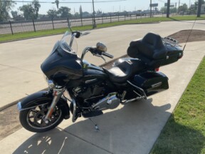 FLHTCU 2017 Electra Glide® Ultra Classic® thumb 1