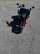 2022 Harley-Davidson® Heritage Classic 114 Reef Blue/Vivid Black (Black Finish w/Cast Wheels) thumb 2