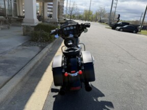 FLHX 2020 Street Glide® thumb 2