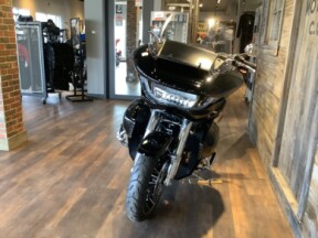 Harley-Davidson® Road Glide Limited 2026 FLTRXL T18-26 Vivid Black Chrome Trim thumb 1