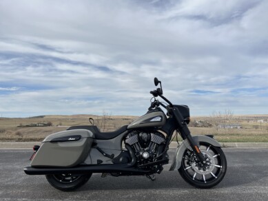 2023 Indian Motorcycle Springfield® Dark Horse®