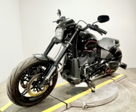 2019 Harley-Davidson® FXDR™ 114 FXDRS thumb 1