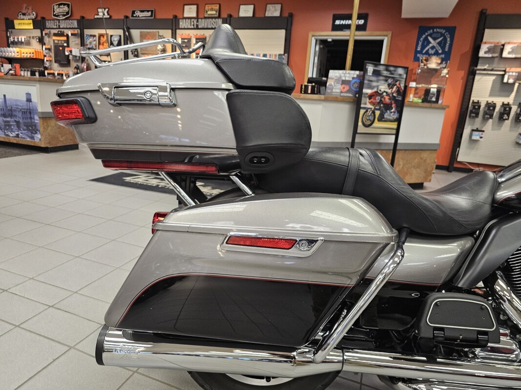 FLTRU 2016 Road Glide® Ultra, photo 11