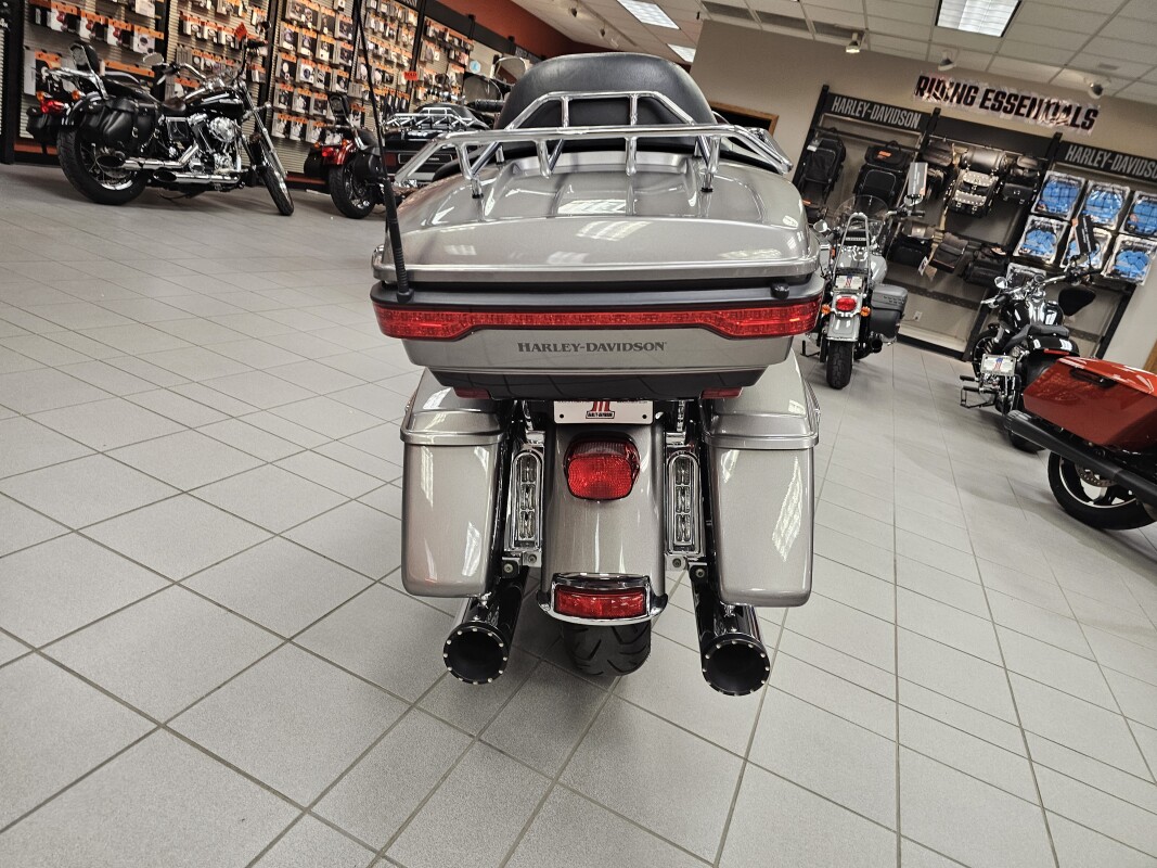 FLTRU 2016 Road Glide® Ultra, photo 7