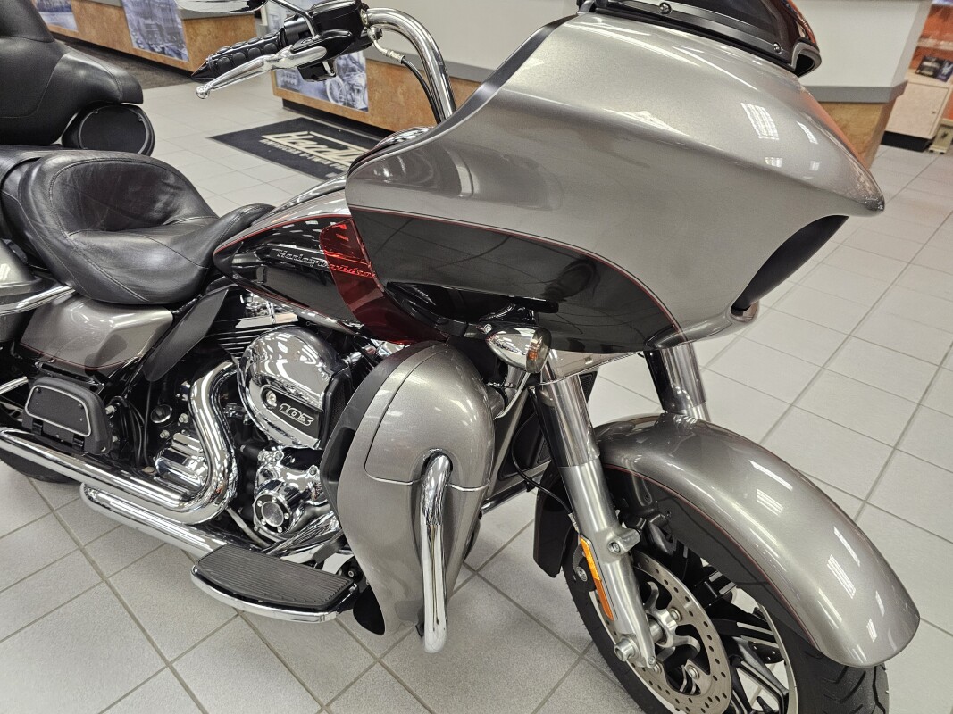 FLTRU 2016 Road Glide® Ultra, photo 12