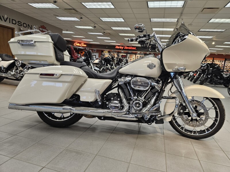 FLTRXS 2022 Road Glide® Special