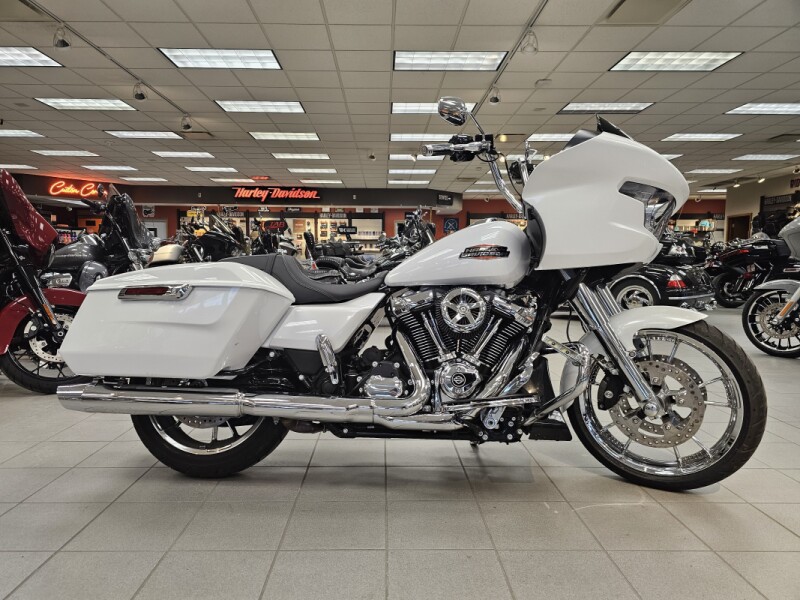 FLTRX 2024 Road Glide®