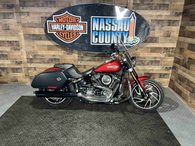 2019 Harley-Davidson® Sport Glide™ Wicked Red