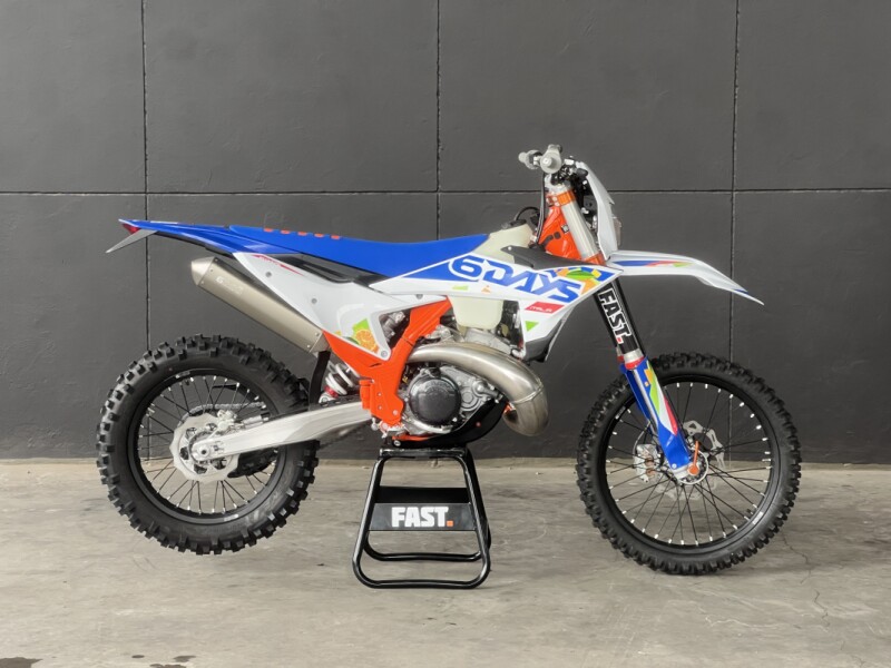 2026 KTM 300 EXC 6 DAYS (ITALIA) WHITE
