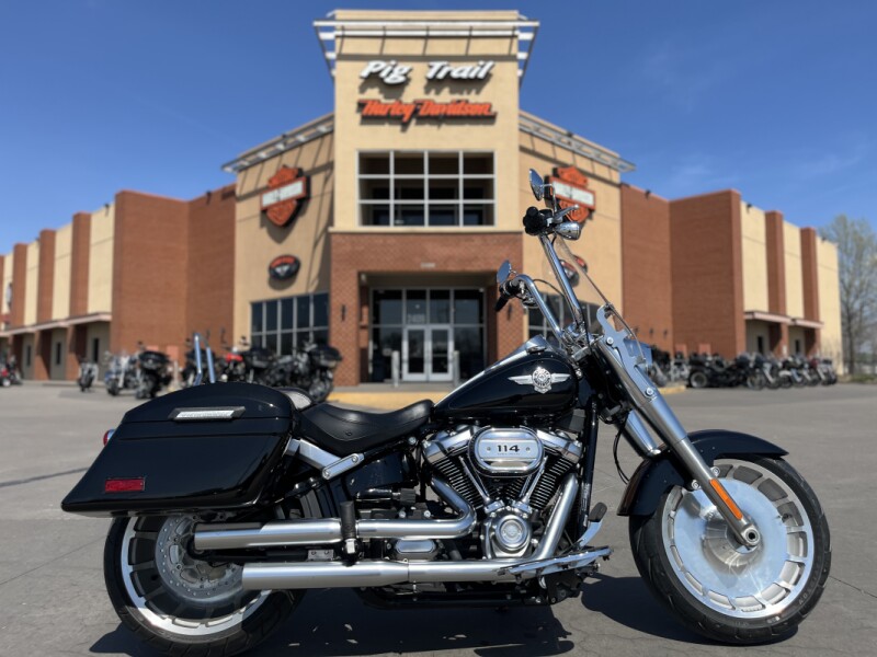 2020 Harley-Davidson® FLFBS Fat Boy® 114 Vivid Black 020675