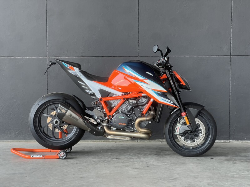 2021 1290 SUPERDUKE RR BLUE