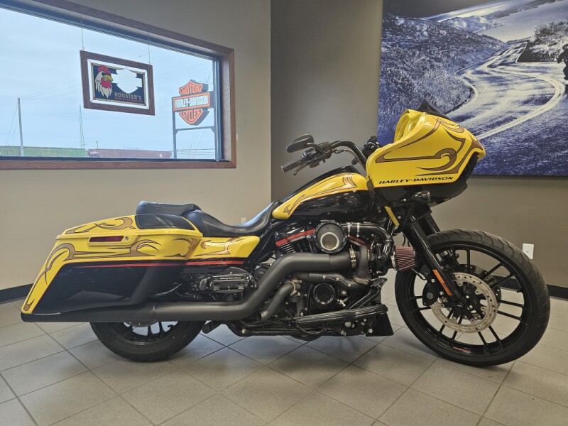 FLTRXSE 2018 CVO™ Road Glide®