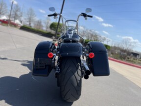 2020 Harley-Davidson® FLFBS Fat Boy® 114 Vivid Black 020675 thumb 1