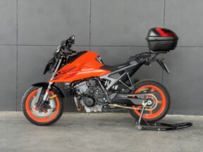 2024 KTM 990 DUKE ORANGE thumb 1