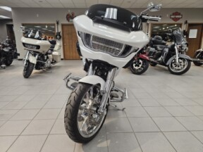 FLTRX 2024 Road Glide® thumb 2