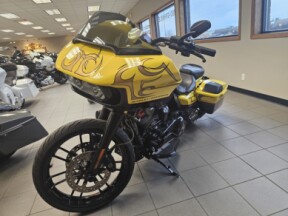 FLTRXSE 2018 CVO™ Road Glide® thumb 1