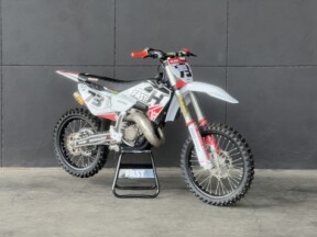 2023 HUSQVARNA TC 125 WHITE thumb 3