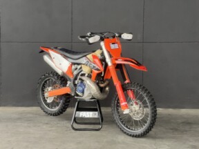2022 KTM 300 XC-W TPI ORANGE thumb 3