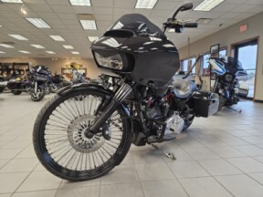 FLTRXS 2017 Road Glide® Special thumb 1