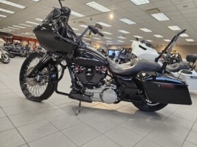 FLTRXS 2017 Road Glide® Special thumb 0