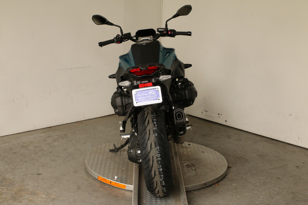 2026 BMW R 1300 R, photo 4