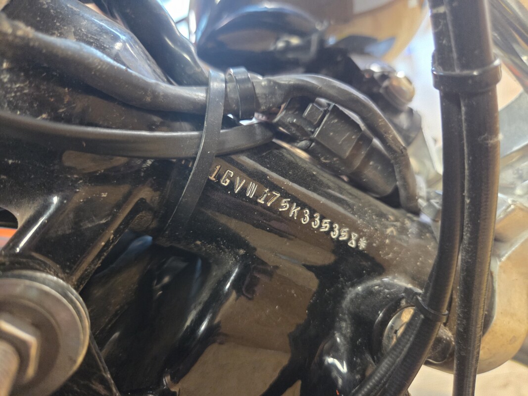 FXDCI 2005 Super Glide® Custom, photo 10