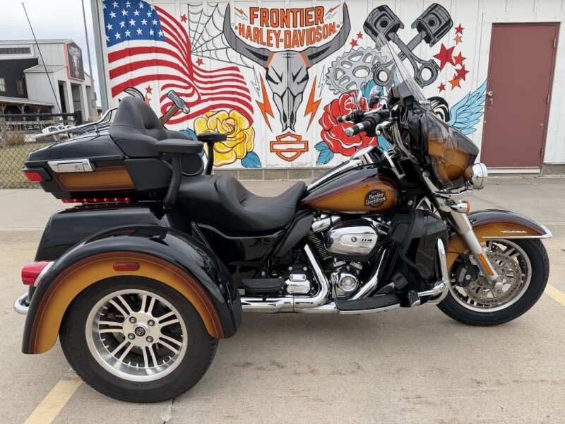 FLHTCUTG 2024 Tri Glide™ Ultra