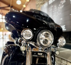 2019 FLHTK - Electra Glide Ultra Limited thumb 1