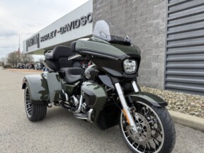 2026 Harley-Davidson® Street Glide 3 Limited FLHLT thumb 1