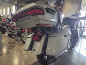 2023 Harley-Davidson® Road Glide® Limited Atlas Silver Metallic thumb 1