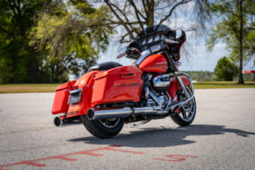 2017 Harley-Davidson® Street Glide® Special FLHXS thumb 2