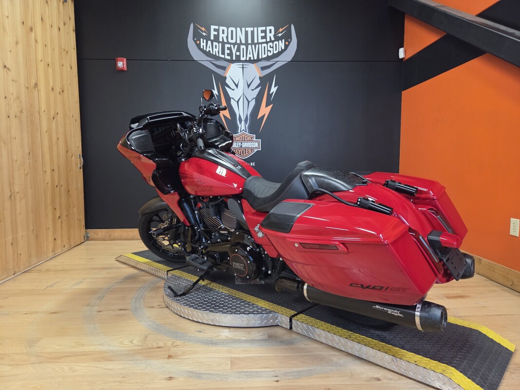 FLTRXSTSE 2025 CVO™ Road Glide™ ST, photo 7